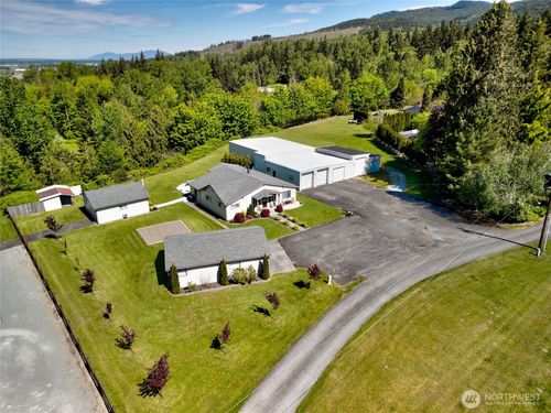 20391 Oleary Rd, Mount Vernon, WA, 98274-7570 | Card Image