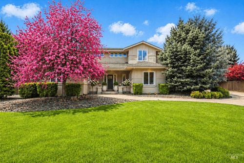 3811 W Miners Farm Ct, Boise, ID, 83714-9311 | Card Image