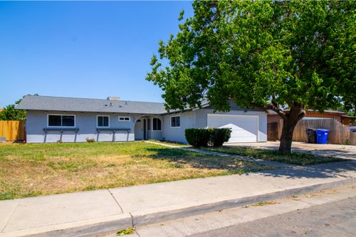 1620 W Grand Ave, Porterville, CA, 93257-1316 | Card Image