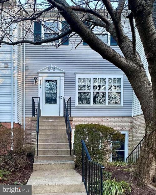 6064 Old Landing Way, BURKE, VA, 22015-4762 | Card Image