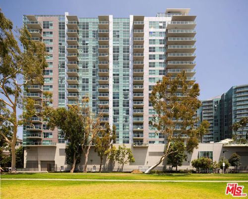 unit-421-13700 Marina Pointe Dr, Marina del Rey, CA, 90292-9258 | Card Image