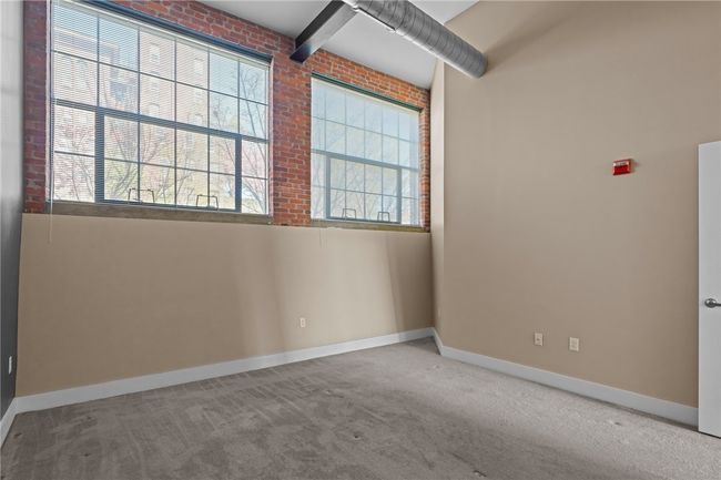 UNIT-107 - 180 Allen St, Condo with 2 bedrooms, 2 bathrooms and 2 parking in Woonsocket RI | Image 17