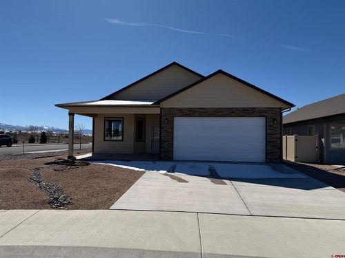 2046 Market St, Montrose, CO, 81401 | Card Image