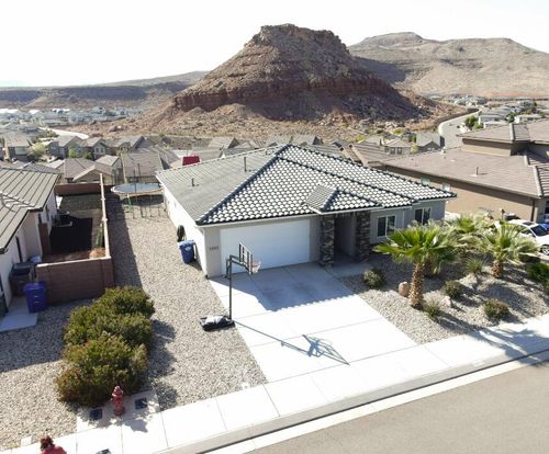 5893 S Kastra Ln, St George, UT, 84790-1343 | Card Image