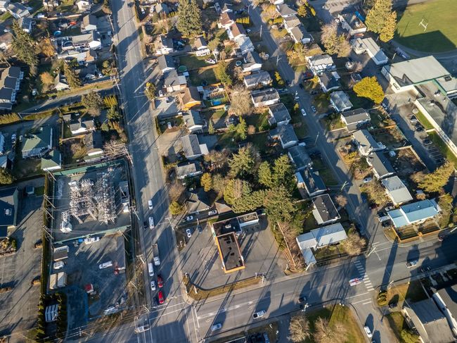 Aerial view of property and surrounding area | Image 9