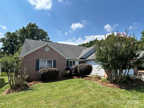 730 Hidden Creek Cir, Salisbury, NC, 28147-7230 | Card Image