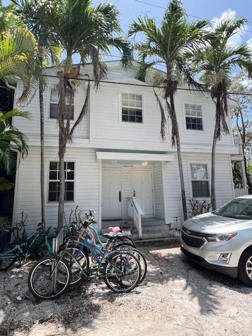 apt-2-2 Nassau Ln, Key West, FL, 33040-6890 | Card Image