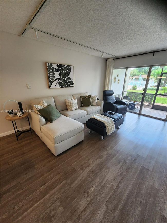 APT-103D - 3930 Inverrary Blvd, Condo with 2 bedrooms, 2 bathrooms and null parking in Lauderhill FL | Image 14