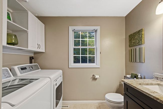 21 Village Rd, House other with 3 bedrooms, 3 bathrooms and 2 parking in Raynham MA | Image 18