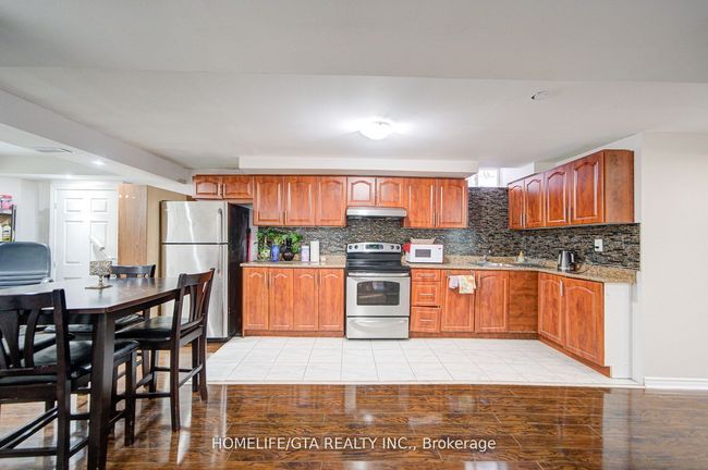 107 Geddington Cres, House other with 5 bedrooms, 5 bathrooms and 2 parking in Markham ON | Image 41
