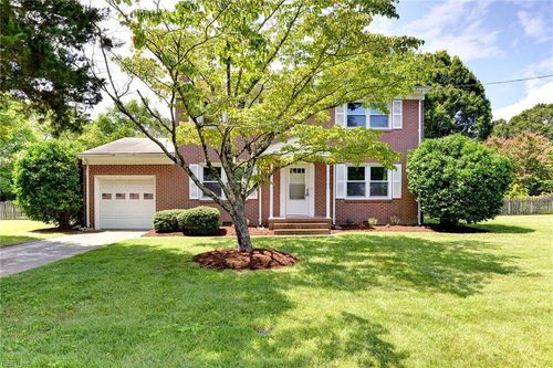 115 Yorkshire Drive, Yorktown, VA, 23693 | Card Image