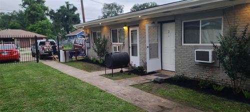 apt-4-791 Fortune St, Houston, TX, 77088-6373 | Card Image