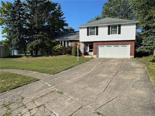 76 Leacliff Ln, West Seneca, NY, 14224-3518 | Card Image