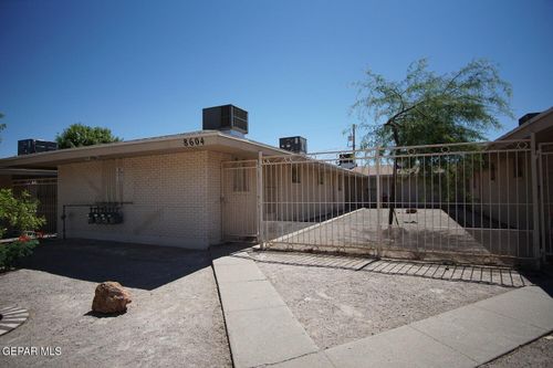 apt-7-8612 Lawson St, El Paso, TX, 79904-2366 | Card Image