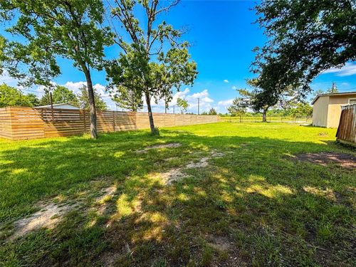 20563 Cochran Rd, Prairie View, TX, 77445-9153 | Card Image