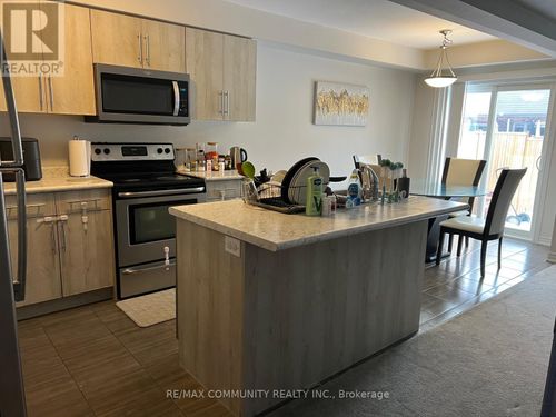 604 Julia Dr, Welland, ON, L3C0G8 | Card Image