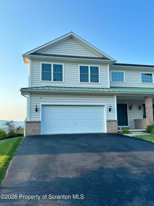 1803 Robinson Close, Moosic, PA, 18507-2226 | Card Image
