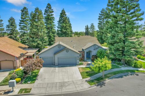1820 Erin Way, Turlock, CA, 95382-9202 | Card Image