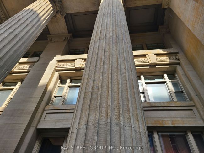 5709 - 197 Yonge St, Condo with 3 bedrooms, 2 bathrooms and 1 parking in Toronto ON | Image 15