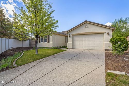 2590 Country Falls Ln, Reno, NV, 89521-4257 | Card Image
