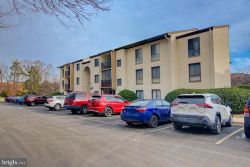 apt-t2-613 Center St, HERNDON, VA, 20170-5010 | Card Image