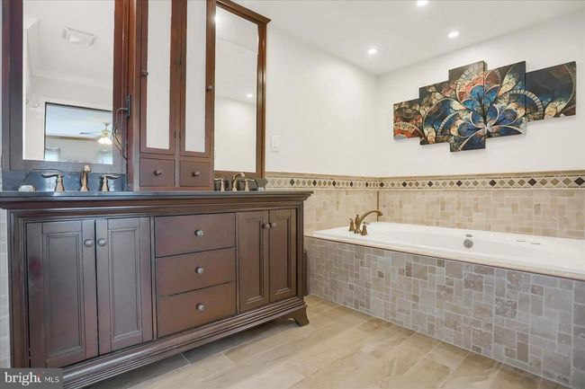 8812 S Susquehanna Trl, House other with 4 bedrooms, 3 bathrooms and null parking in Port Trevorton PA | Image 30