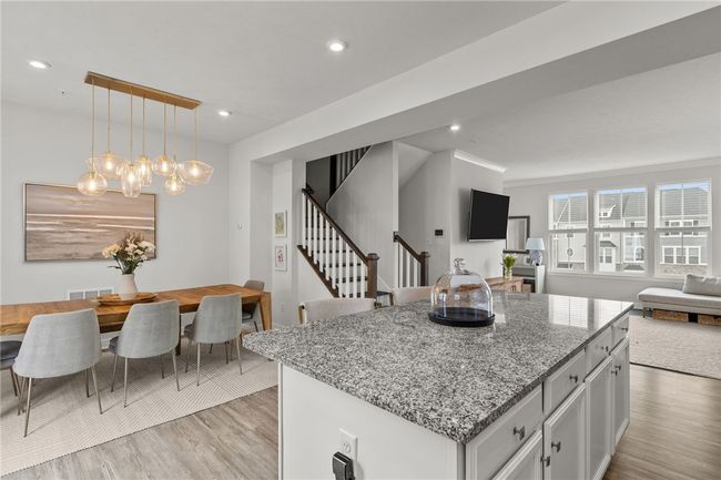 624 Amarth Ln, Townhouse with 3 bedrooms, 3 bathrooms and null parking in Cranberry Twp PA | Image 7