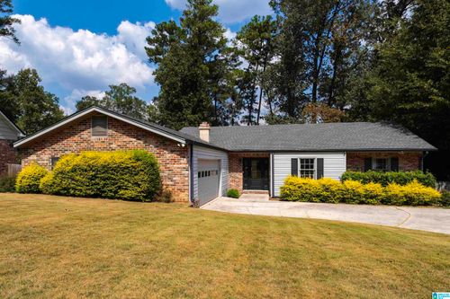 3443 Heather Ln, Vestavia Hills, AL, 35216-4401 | Card Image