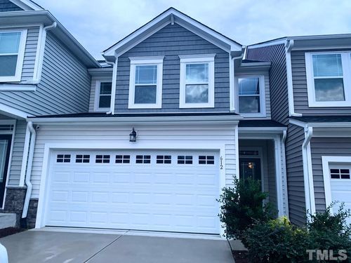 612 Creekway Dr, Fuquay Varina, NC, 27526-2280 | Card Image