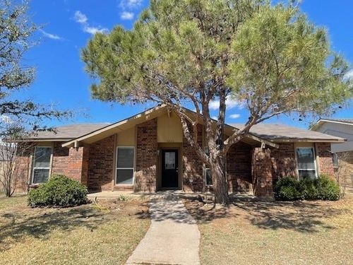 5220 Sherman Dr, The Colony, TX, 75056-1226 | Card Image
