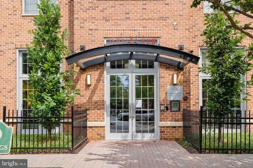 425-1391 Pennsylvania Ave Se, WASHINGTON, DC, 20003-3086 | Card Image