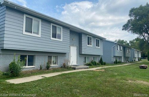 13366 North Rd, FENTON, MI, 48430-1000 | Card Image