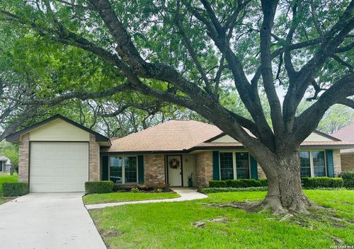 3620 Chestnut Ct, Cibolo, TX, 78108-2206 | Card Image