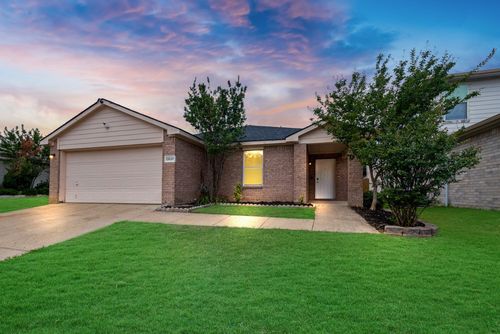 13837 Canyon Ranch Rd, Roanoke, TX, 76262-4577 | Card Image