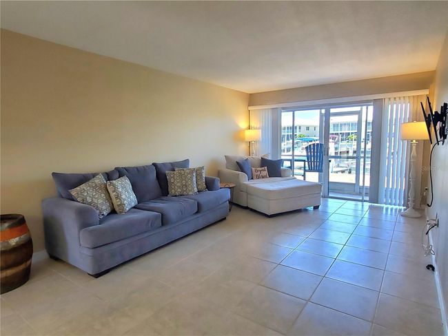 UNIT-207B - 311 Garvin St, Condo with 2 bedrooms, 2 bathrooms and null parking in PUNTA GORDA FL | Image 9