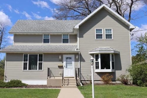 154 River Road, Columbus, WI, 53925-0000 | Card Image