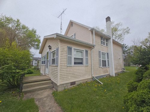 324 Potter St, Cement City, MI, 49233-9762 | Card Image