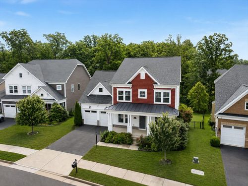 23766 Kilkerran Dr, Aldie, VA, 20105-4109 | Card Image