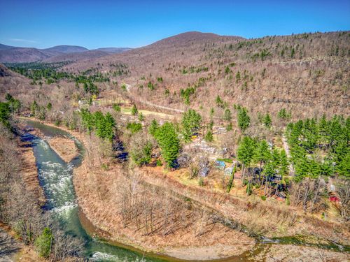 30-28 Esopus Ave, Phoenicia, NY, 12464-5509 | Card Image