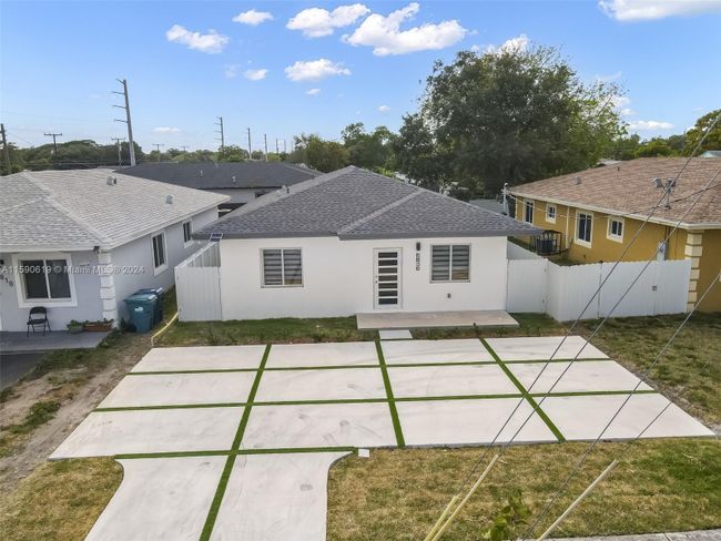 5816 23rd, House other with 3 bedrooms, 2 bathrooms and null parking in Miami FL | Image 3