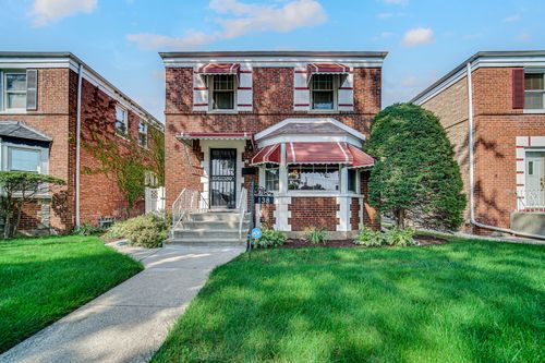 138 Linden Avenue, Bellwood, IL, 60104 | Card Image