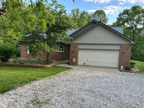 584 Schultz Ln, Martinsville, IN, 46151-6536 | Card Image