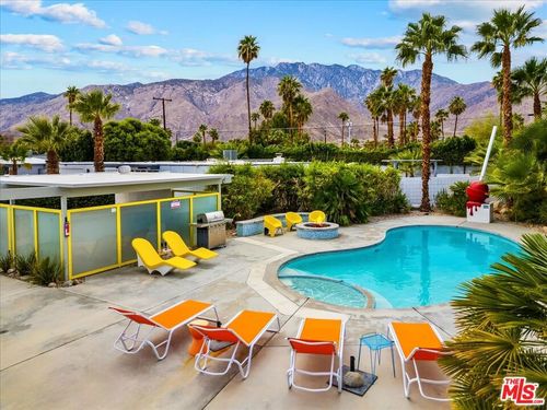 888 E Janet Cir, Palm Springs, CA, 92262-2232 | Card Image