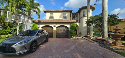 8216 Nw 105th Ln, Parkland, FL, 33076-4755 | Card Image