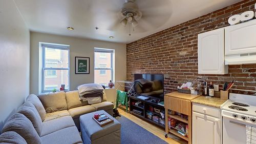 8-91 Prince St, Boston, MA, 02113-1732 | Card Image
