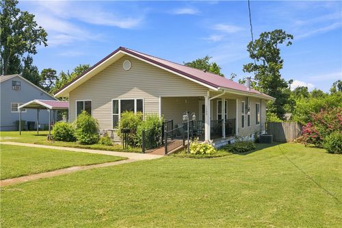 1300 S 9th St, Rogers, AR, 72756-5210 | Card Image