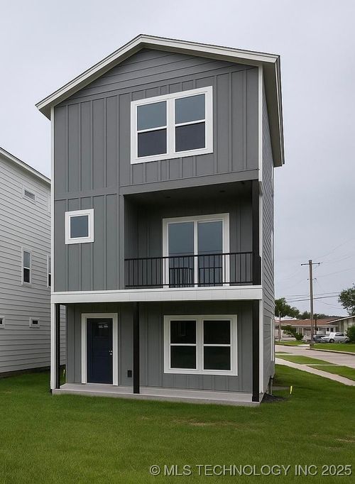 200 W Houston St, Broken Arrow, OK, 74012-5341 | Card Image