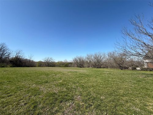 9212 Hidden Lakes Ct, Cedar Hill, TX, 75104-6948 | Card Image