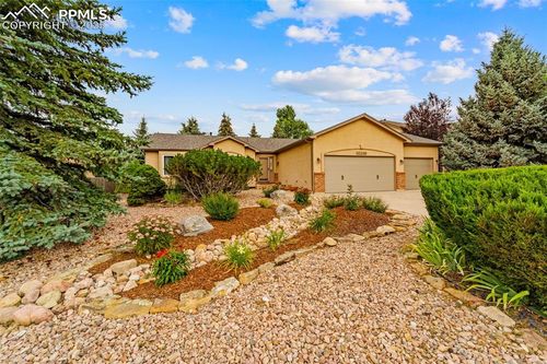17215 Buffalo Valley Path, Monument, CO, 80132-7153 | Card Image