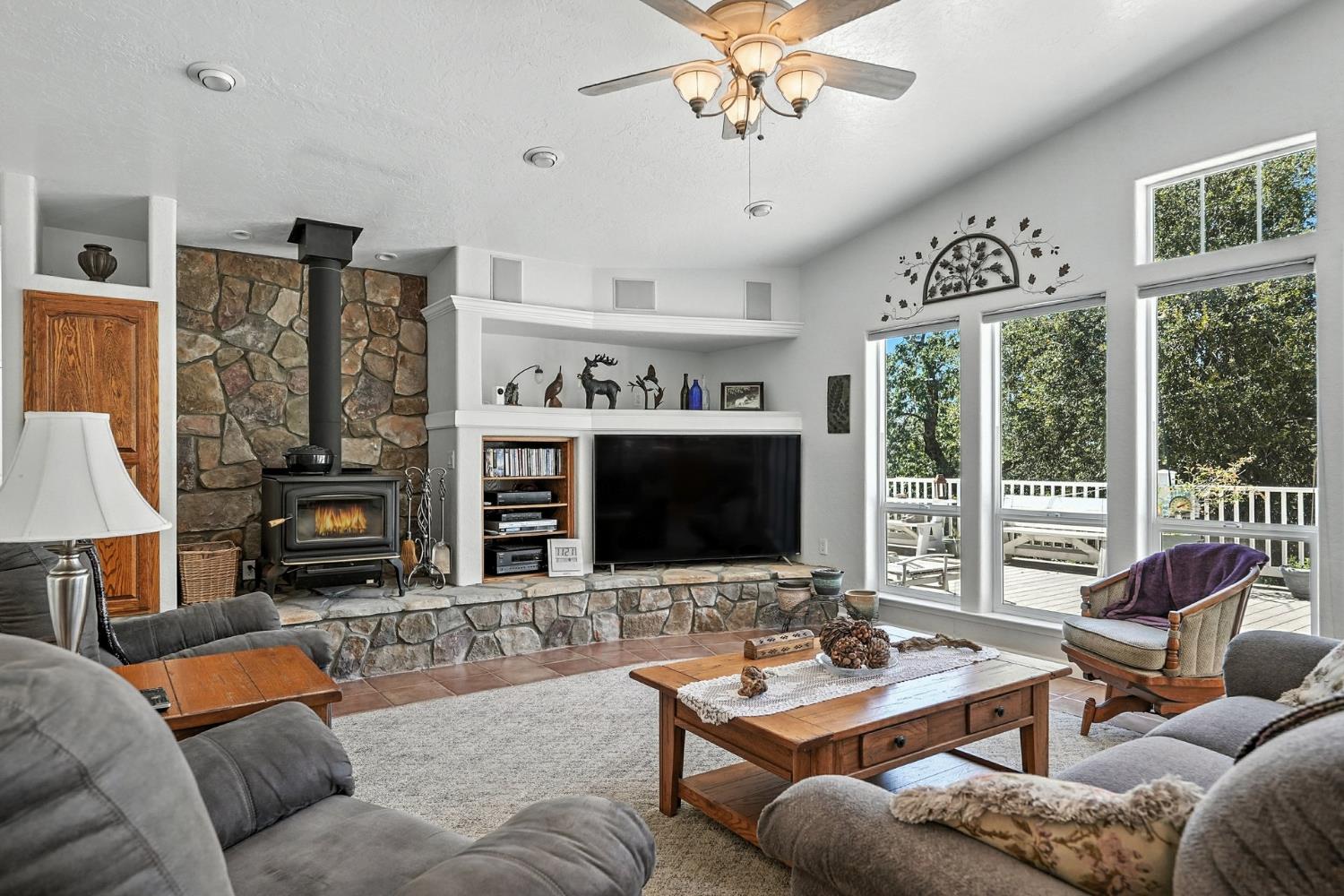 Residential in Ahwahnee 5